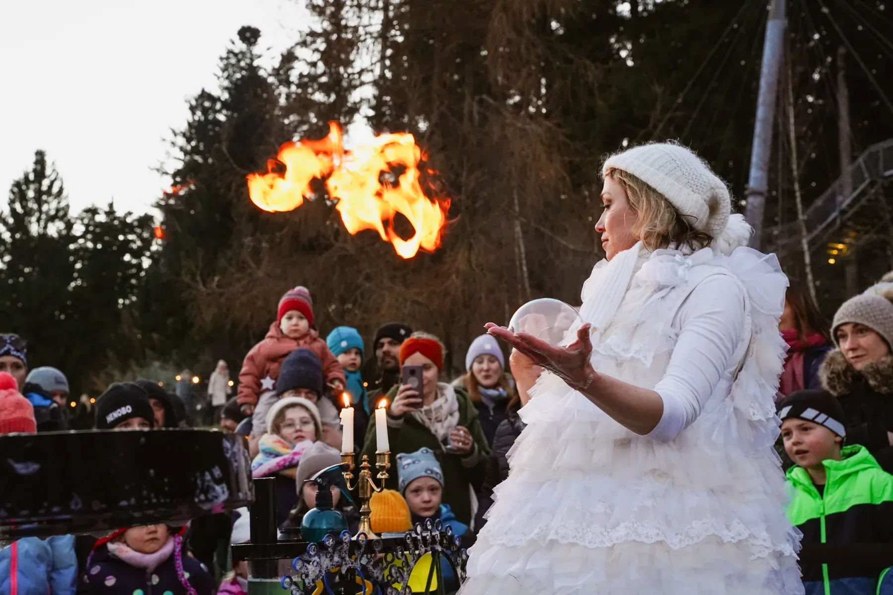 Feuershow bei einem Event